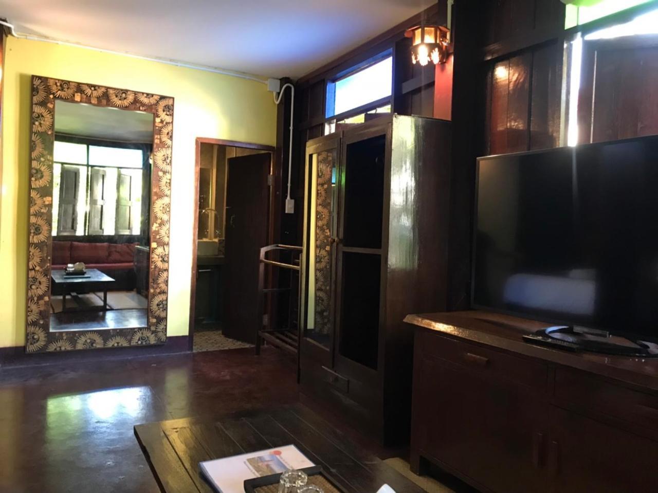 Hotel Baan Khun Krub à Chiang Mai Extérieur photo